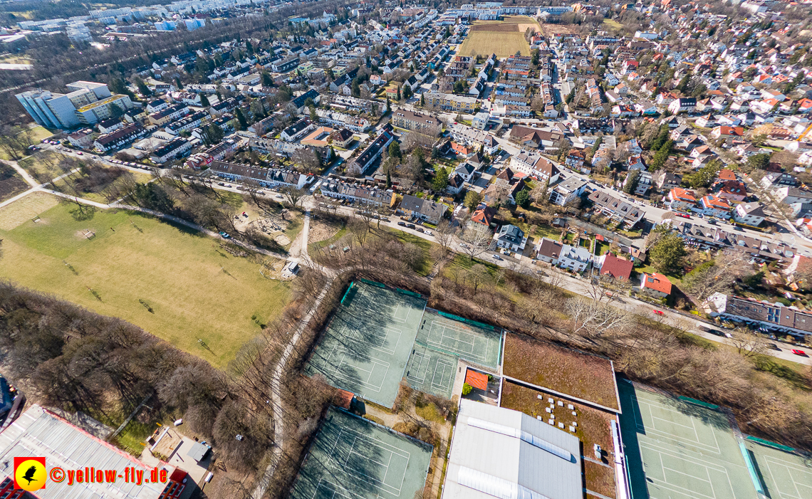 20.02.2023 -  Ostparksee und Schule am Strehleranger mit Umgebung in Neuperlach